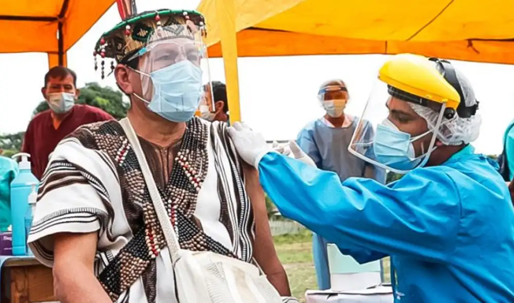 38.856 pobladores indígenas amazónicos ya tienen su primera dosis contra la COVID-19. Foto: El Peruano 38.856 pobladores indígenas amazónicos ya tienen su primera dosis contra la COVID-19. Foto: El Peruano