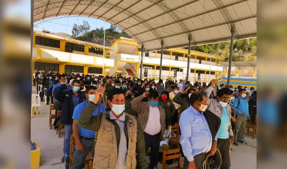 La cita tuvo lugar en la Institución Educativa San Juan Bautista del distrito de Sondorillo. Foto: La República.