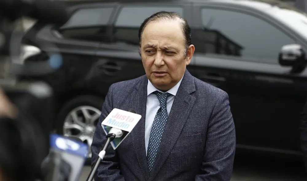 Anteriormente, el defensor del Pueblo, Walter Gutiérrez, exigió cambios en el gabinete de Guido Bellido. Foto: Marco Cotrina/La República