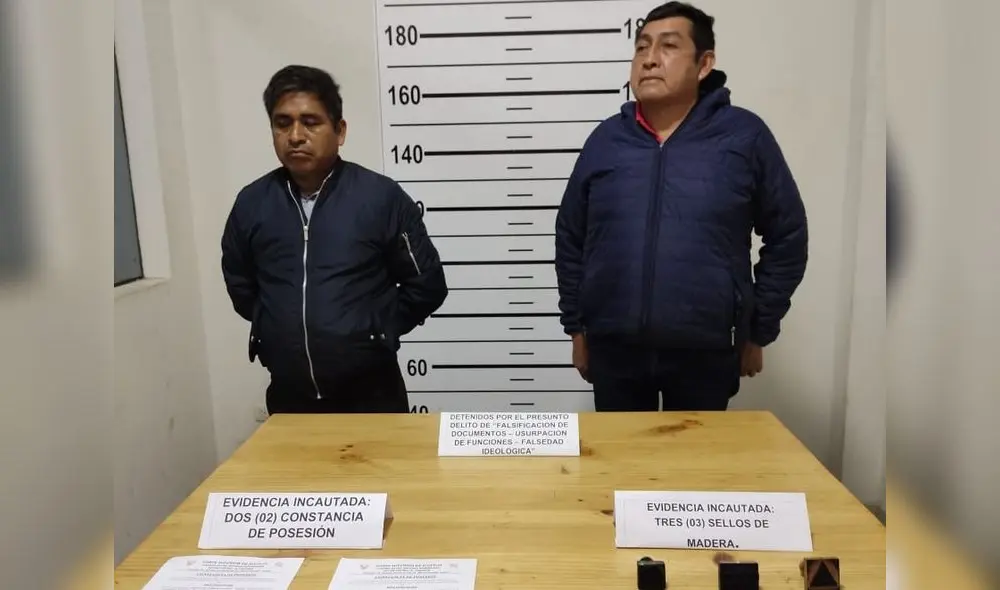 Los detenidos fueron denunciados por falsificación de documentos, usurpación de funciones y falsedad ideológica. Foto: PNP