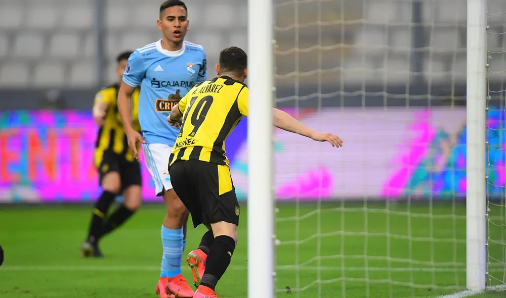 Hasta antes de este partido, Sporting Cristal siempre ganó como local por Copa Sudamericana. Foto: Peñarol Hasta antes de este partido, Sporting Cristal siempre ganó como local por Copa Sudamericana. Foto: Peñarol