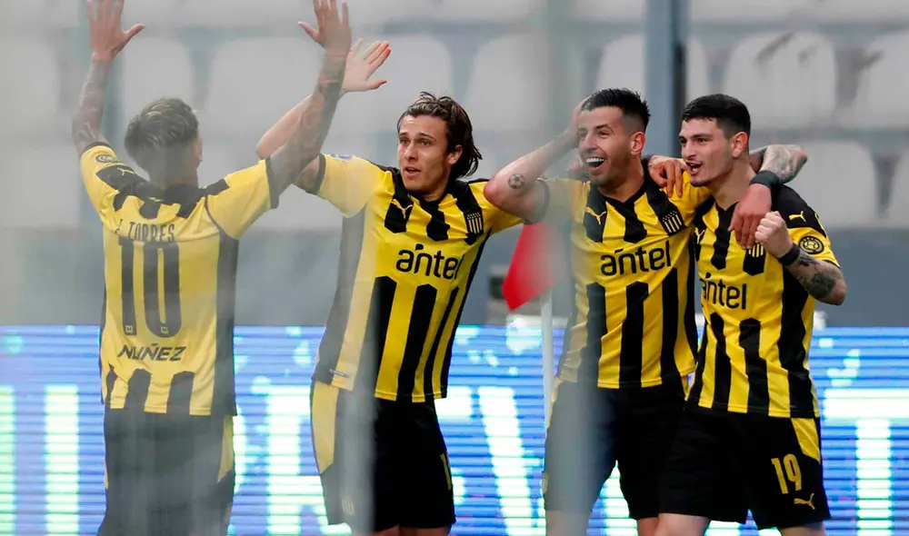 Peñarol nunca ha perdido contra Sporting Cristal. Foto: EFE Peñarol nunca ha perdido contra Sporting Cristal. Foto: EFE