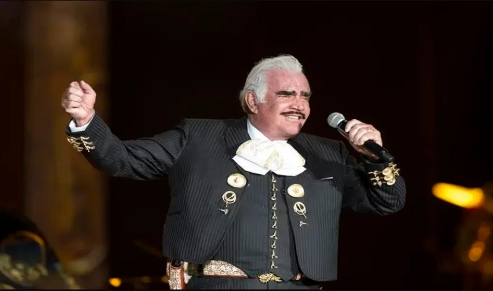 Familia de Vicente Fernández hace cadena de oración por la salud del cantante. Foto: EFE Familia de Vicente Fernández hace cadena de oración por la salud del cantante. Foto: EFE