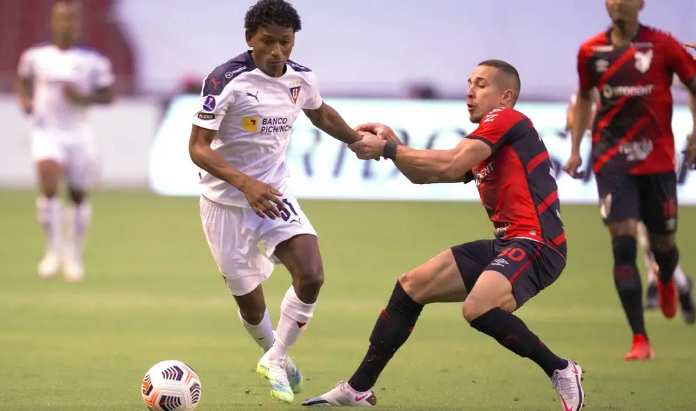 Empatando en el duelo de vuelta, LDU logrará clasificar a la semifinal. Foto: difusión