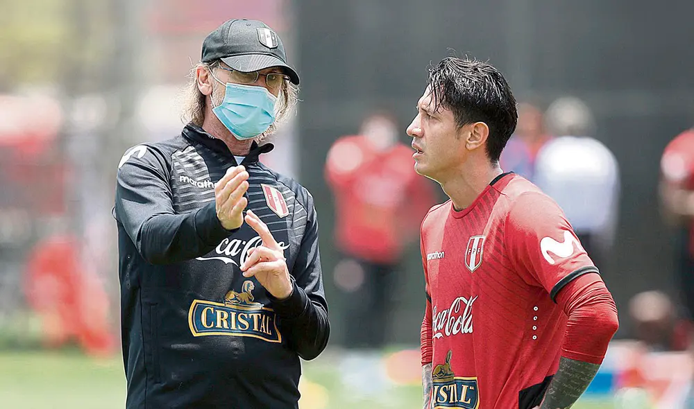 Para el partido ante Uruguay, Gareca no podrá contar con Gianluca Lapadula por suspensión. Foto: FPF