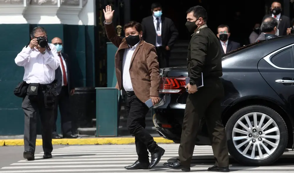 Guido Bellido confía en que se pondrá de acuerdo con María del Carmen Alva para tomar mejores decisiones. Foto: Aldair Mejia/La República