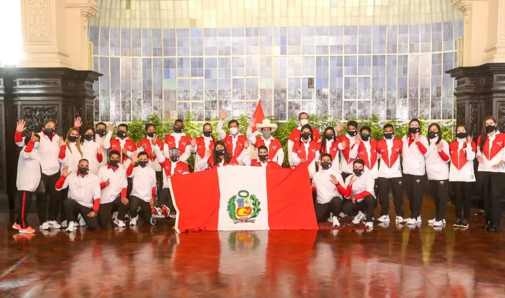 Juegos Paralímpicos: delegación peruana recibe la bandera que flameará en Tokyo 2020. Foto: Twitter