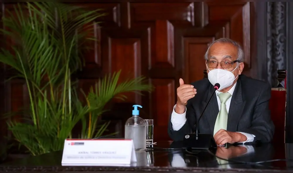 En otro momento, el jefe del Minjus sostuvo que si el Congreso no les da el voto de confianza se irán “sin protestar”. Foto: PCM