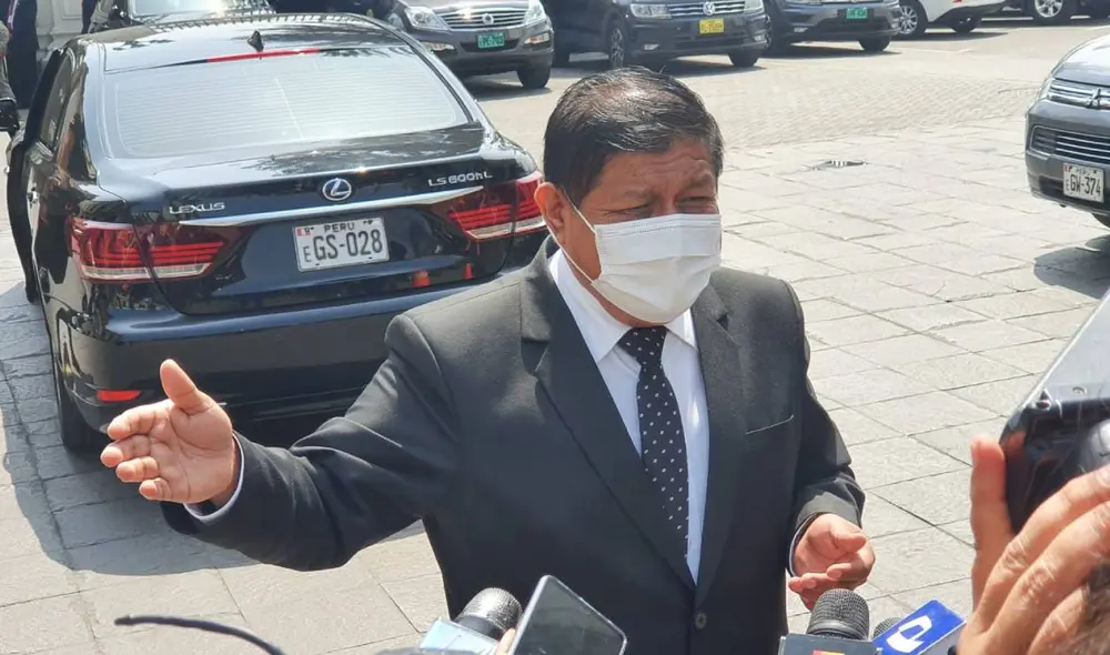 Además, Ayala se mostró a favor de que se conforme la comisión multipartidaria en el Parlamento que investigue el atentado terrorista en Vizcatán. Foto: Joel Robles / URPI-LR Además, Ayala se mostró a favor de que se conforme la comisión multipartidaria en el Parlamento que investigue el atentado terrorista en Vizcatán. Foto: Joel Robles / URPI-LR