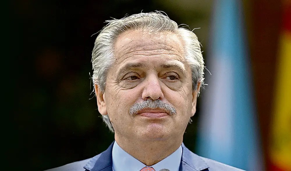 En julio del 2020, Fernández recibió en la residencia presidencial de Olivos a una decena de personas para celebrar el cumpleaños de su pareja, Fabiola Yáñez. Foto: AFP En julio del 2020, Fernández recibió en la residencia presidencial de Olivos a una decena de personas para celebrar el cumpleaños de su pareja, Fabiola Yáñez. Foto: AFP