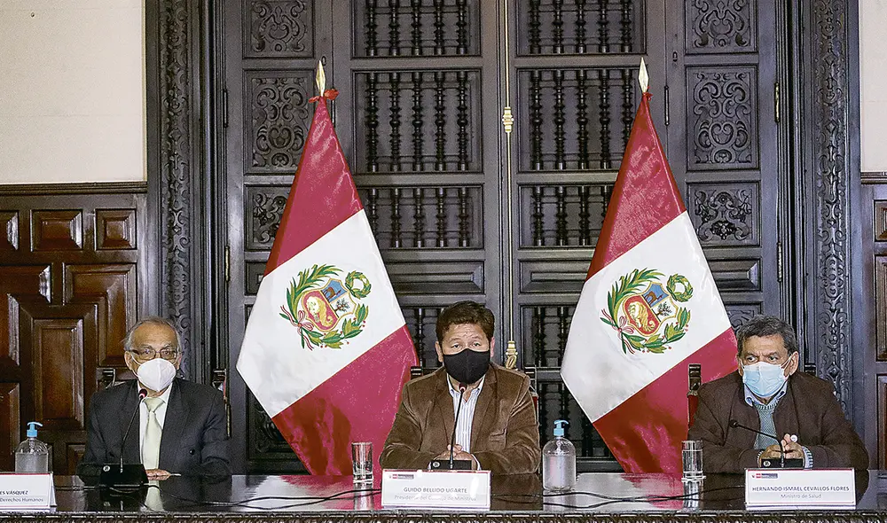 El premier Guido Bellido descarta cambios en su gabinete. Aún quedan dos semanas y es incierto si obtendrá los votos suficientes para su investidura. Foto: PCM