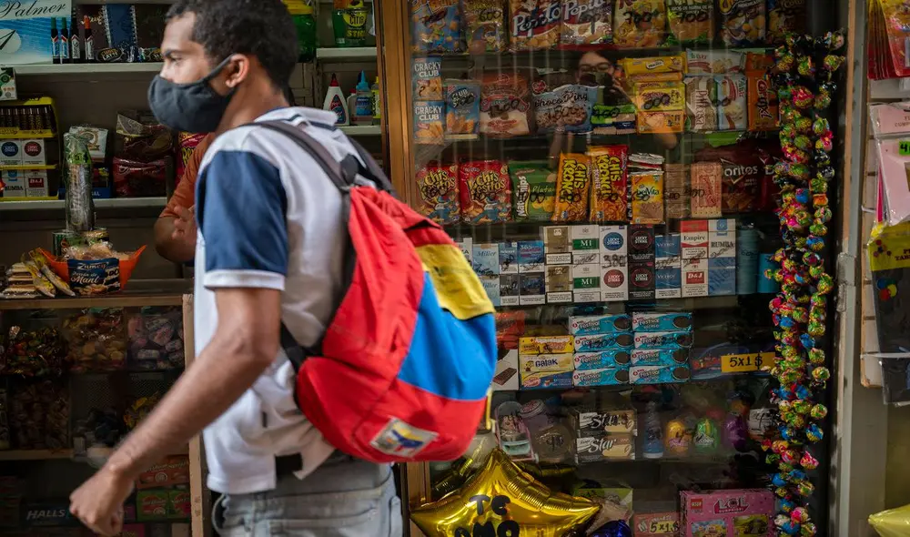 Venezuela mantiene una dolarización de facto en medio de una hiperinflación. Foto: AFP/referencial Venezuela mantiene una dolarización de facto en medio de una hiperinflación. Foto: AFP/referencial