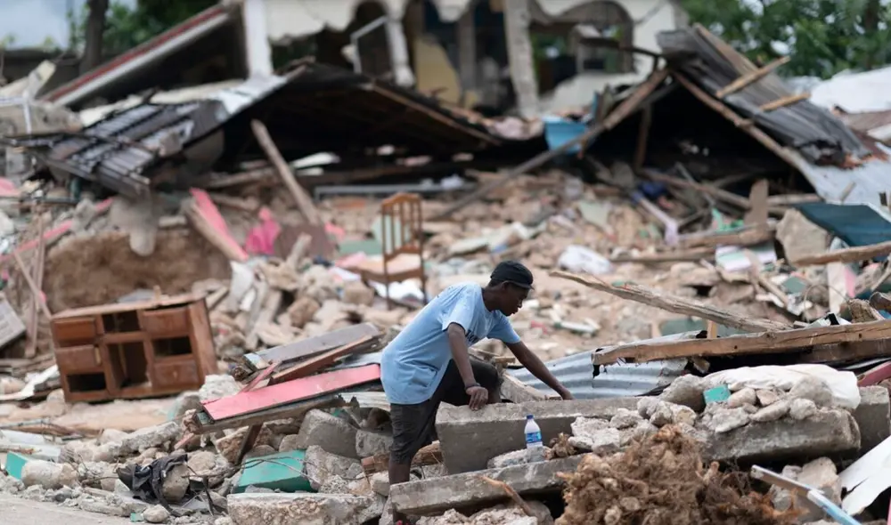 España aportará 250.000 euros a la respuesta de Cruz Roja para atender las necesidades tras el terremoto en Haití. Foto: Xinhua News España aportará 250.000 euros a la respuesta de Cruz Roja para atender las necesidades tras el terremoto en Haití. Foto: Xinhua News