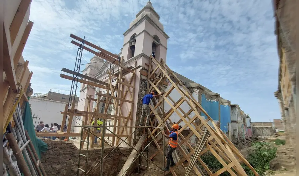 Infraestructura de iglesia Santa Verónica data de 1840. Foto: Clinton Medina/La República. Infraestructura de iglesia Santa Verónica data de 1840. Foto: Clinton Medina/La República.