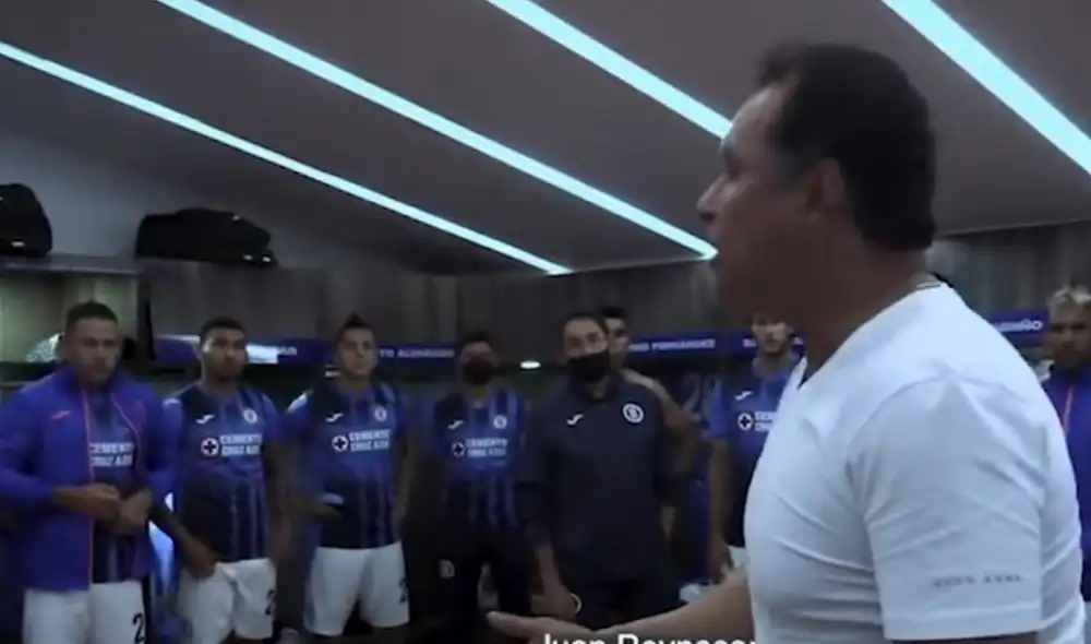 Juan Reynoso salió campeón con Cruz Azul en la temporada pasada de la Liga MX. Foto: captura Récord