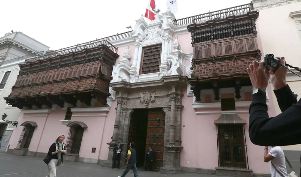 El Cancillería del Perú ha dado los números y correos de contacto para los compatriotas afectados. Foto: difusión