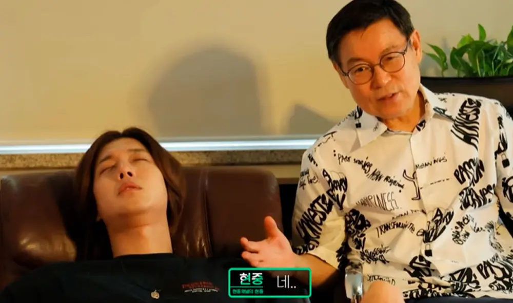 Kim Hyun Joong muestra su sesión de hipnosis. Foto: captura YouTube