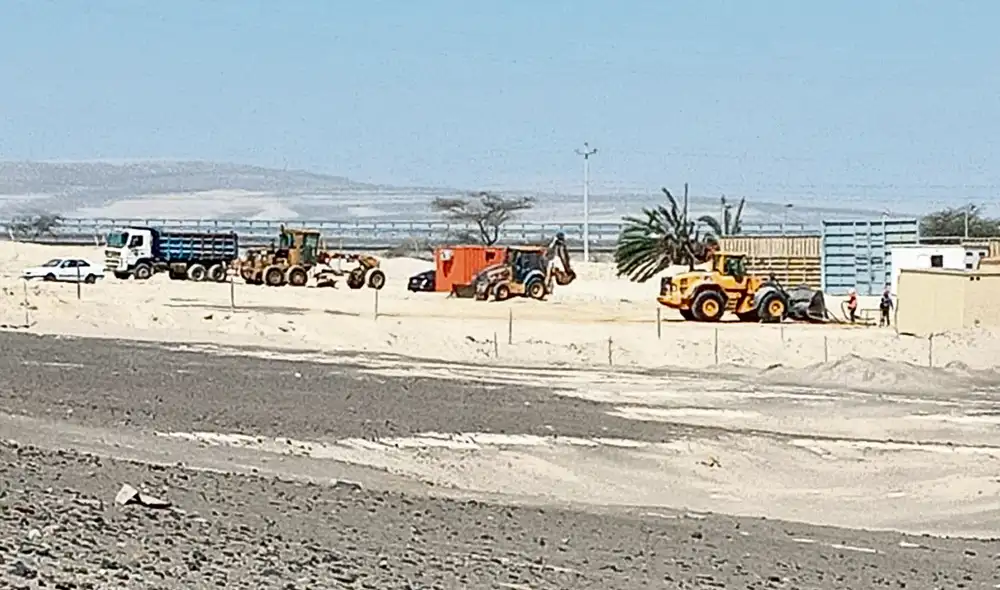 Maquinaria. Los presuntos invasores han realizado nivelación de suelo en el fundo "usurpado". Foto: difusión Maquinaria. Los presuntos invasores han realizado nivelación de suelo en el fundo "usurpado". Foto: difusión