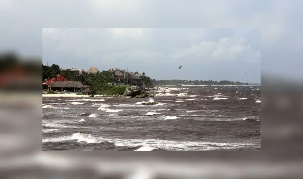 El huracán Grace ya está causando zozobra entre los mexicanos del litoral caribeño. Foto: AS México