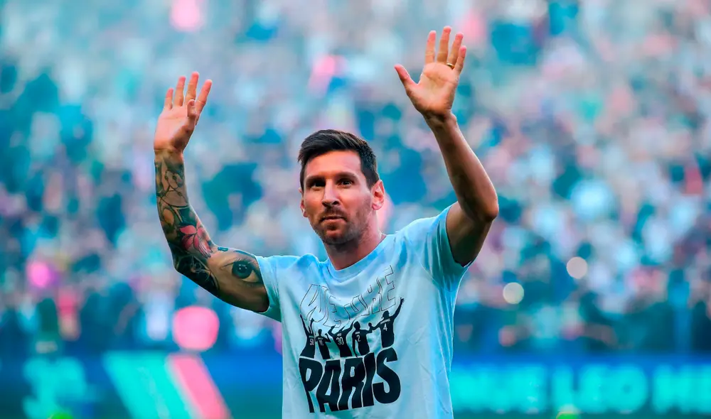 Lionel Messi fue presentado ante la afición parisina en la segunda fecha de la Ligue 1. Foto: EFE