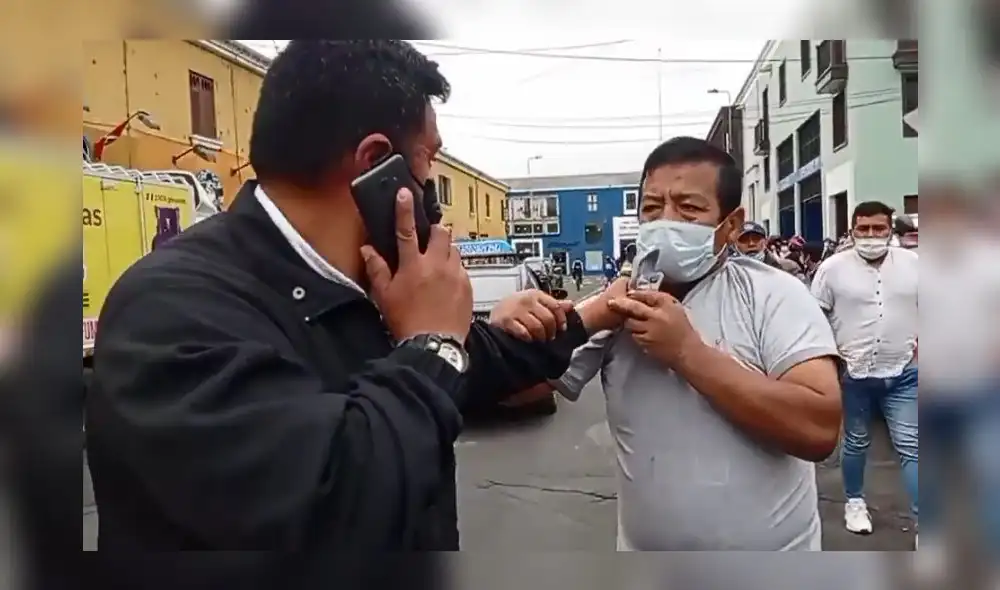 Hampón fue llevado a la comisaría Ayacucho para diligencias del caso. Foto: captura video Noticias Trujillo Hampón fue llevado a la comisaría Ayacucho para diligencias del caso. Foto: captura video Noticias Trujillo