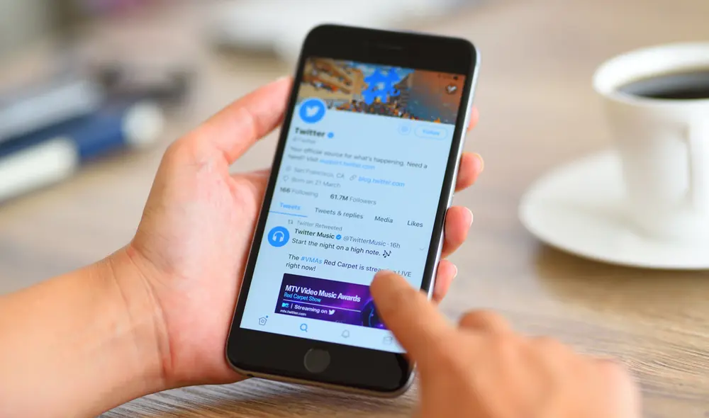 Puedes acceder a esta configuración tanto desde la versión web de Twitter como desde la aplicación para iOS y Android. Foto: Hocus-Focus