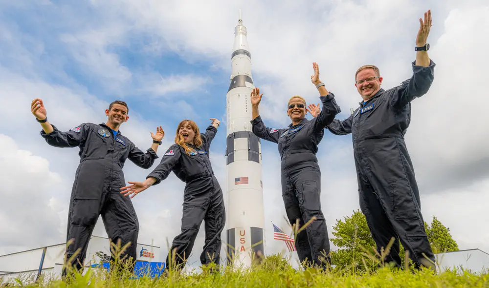 Los cuatro miembros de la misión Inspiration4. Foto: JOHN KRAUS / © 2021 Inspiration4 2021/Netflix, Inc. / AFP