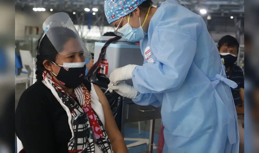 Meta de Vacunatón es aplicar más de medio millón de dosis contra la COVID-19. Foto: Carlos Félix/ La República