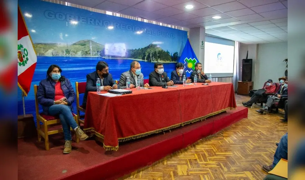 El anuncio se realizó durante una reunión que el gobernador regional de Puno tuvo con alcaldes distritales. Foto: Municipalidad de Zepita El anuncio se realizó durante una reunión que el gobernador regional de Puno tuvo con alcaldes distritales. Foto: Municipalidad de Zepita