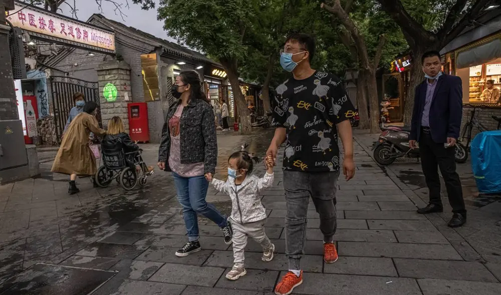El cambio en la ley de Población y Planificación Familiar en China ocurre a seis años de autorizar la crianza del segundo hijo. Foto: EFE El cambio en la ley de Población y Planificación Familiar en China ocurre a seis años de autorizar la crianza del segundo hijo. Foto: EFE