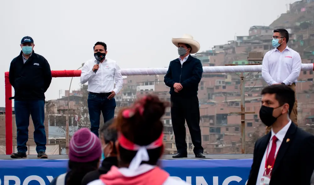 La ceremonia contó con la participación del presidente de la República, Pedro Castillo, el ministro de Vivienda, Construcción y Saneamiento, Geiner Alvarado, y el presidente del Directorio de Sedapal, Francisco Dumler. Foto: MVCS La ceremonia contó con la participación del presidente de la República, Pedro Castillo, el ministro de Vivienda, Construcción y Saneamiento, Geiner Alvarado, y el presidente del Directorio de Sedapal, Francisco Dumler. Foto: MVCS