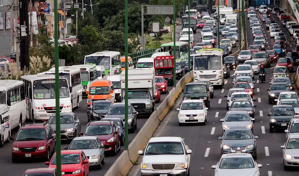 Revisa qué vehículos tendrán restricciones este domingo 22 de agosto. Foto: Bloomberg