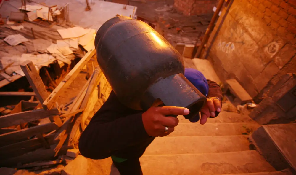 En las últimas décadas, la industria del GLP se ha regido con base a normas técnicas, pero el riesgo de eventuales accidentes por fugas ha crecido. Foto: La República