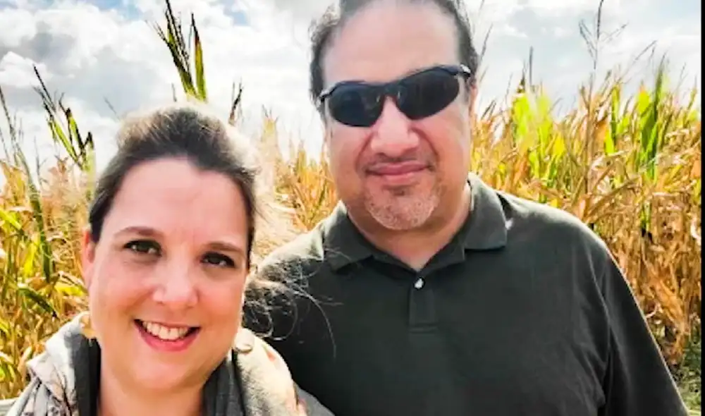 La pareja presentó síntomas de COVID-19, pero prefirió mantenerlo en secreto hasta que fueron trasladados a un hospital en Texas, EE. UU. Foto: Twitter La pareja presentó síntomas de COVID-19, pero prefirió mantenerlo en secreto hasta que fueron trasladados a un hospital en Texas, EE. UU. Foto: Twitter