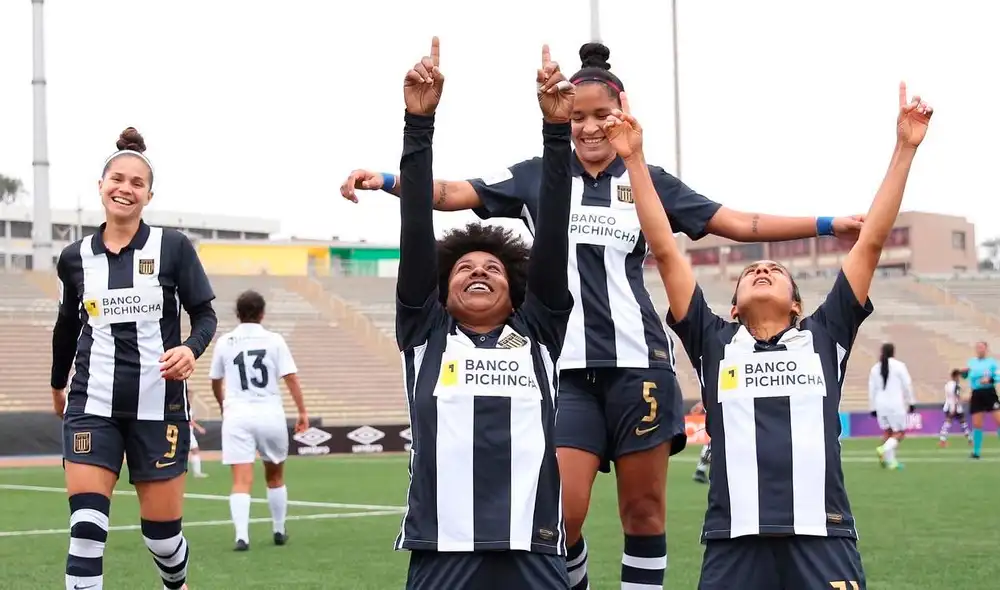 Adriana Lúcar y Miryam Tristán fueron las goleadoras del conjunto íntimo. Foto: Alianza Lima