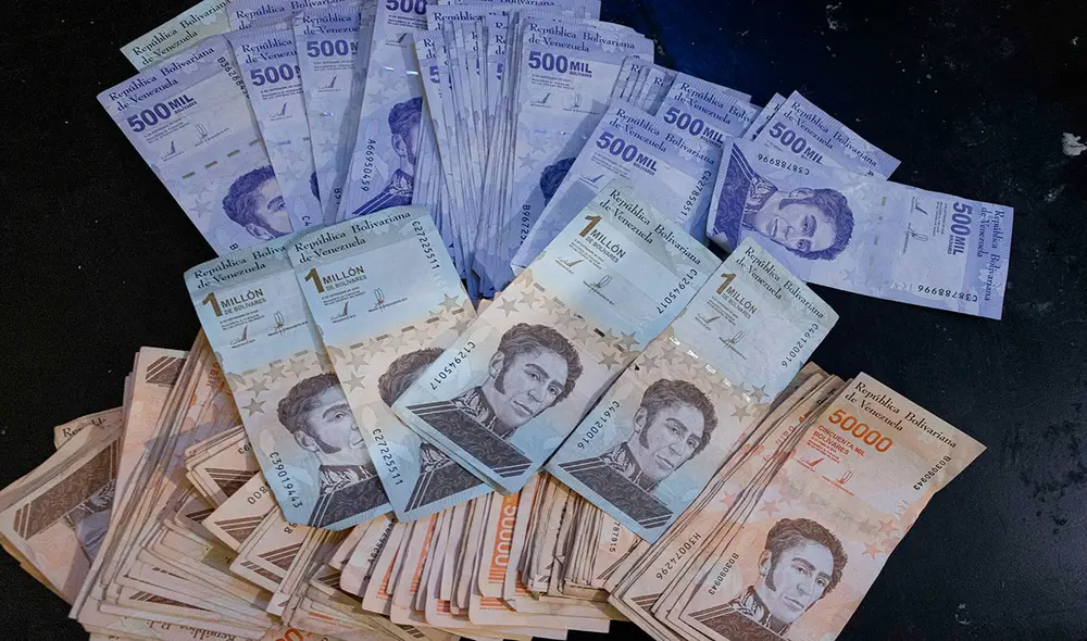 Tasa BCV es uno de los principales determinadores del dólar en Venezuela, donde la moneda local se ha devaluado con el pasar de los años. Foto: EFE Tasa BCV es uno de los principales determinadores del dólar en Venezuela, donde la moneda local se ha devaluado con el pasar de los años. Foto: EFE