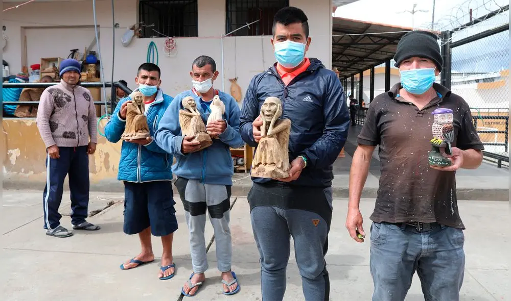 Internos aprendieron el oficio del tallado de madera en el taller del penal de Chachapoyas. Foto: INPE. Internos aprendieron el oficio del tallado de madera en el taller del penal de Chachapoyas. Foto: INPE.