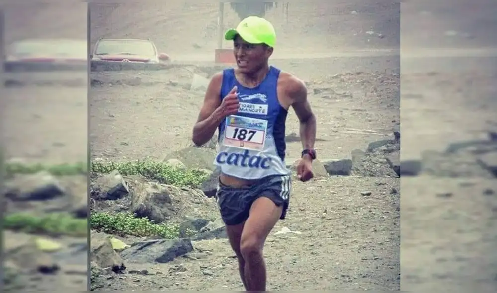 Chofer y copiloto abandonaron el lugar del accidente. Foto: Áncash Noticias Chofer y copiloto abandonaron el lugar del accidente. Foto: Áncash Noticias