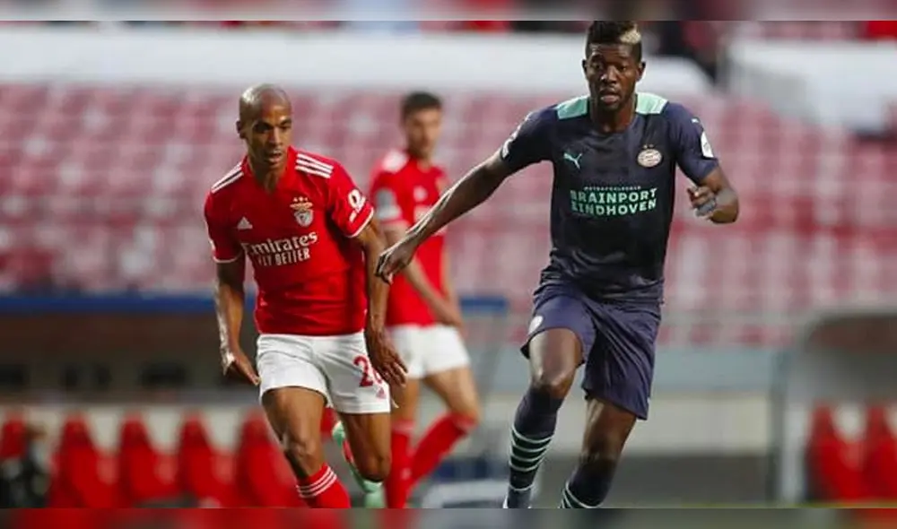 En el juego de ida entre PSV vs. Benfica, el enfrentamiento quedó 2-1 a favor de los portugueses. Foto: EFE En el juego de ida entre PSV vs. Benfica, el enfrentamiento quedó 2-1 a favor de los portugueses. Foto: EFE