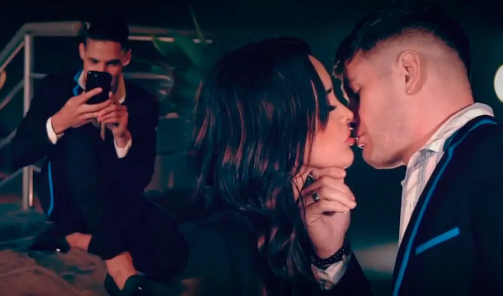 Los chicos reality fueron protagonistas de una romántica escena que fue comentado en redes sociales. Foto: captura/América TV