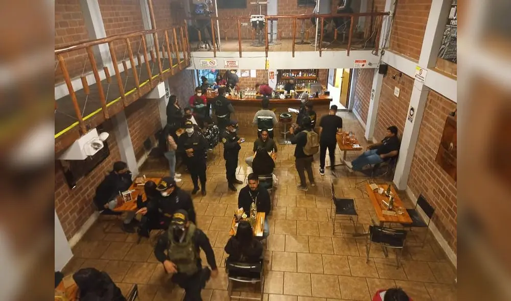 Los mandos policiales iniciarán su patrullaje a partir de las 21.00 horas. Foto: referencial