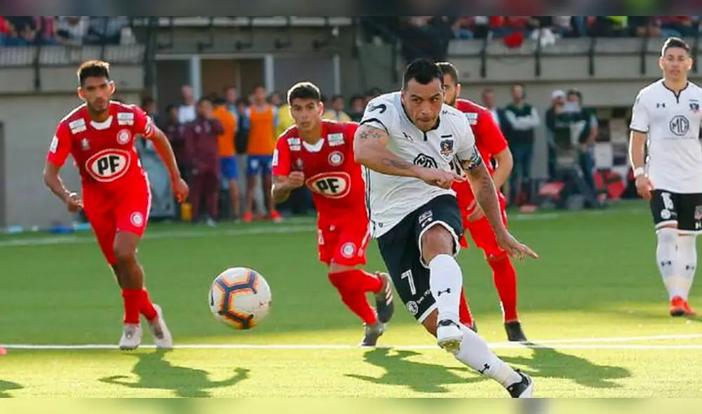 Colo Colo vs. Unión La Calera se podrá ver por TNT Sports 2 y también por los links de Roja Directa. Foto: EFE