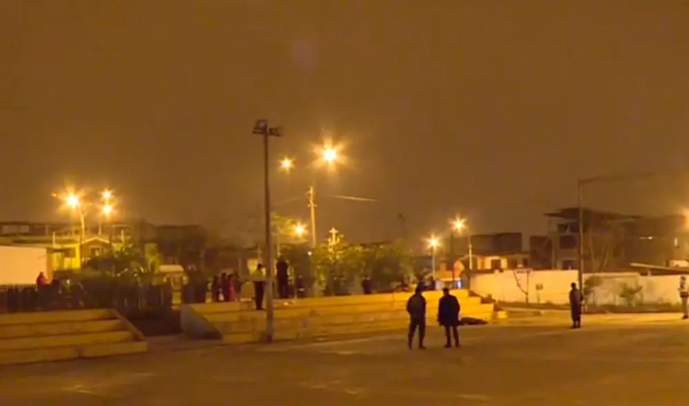 A los criminales ono les importó la presencia de testigos en el lugar. Foto: captura de América TV