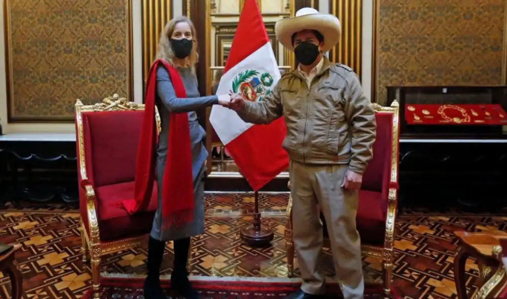 La reunión entre el presidente peruano y la embajadora de EE.UU. se llevó a cabo contando con la participación del ministro de Salud y el canciller, a fin de asegurar la llegada de más vacunas Pfizer. Foto: captura Twitter. La reunión entre el presidente peruano y la embajadora de EE.UU. se llevó a cabo contando con la participación del ministro de Salud y el canciller, a fin de asegurar la llegada de más vacunas Pfizer. Foto: captura Twitter.