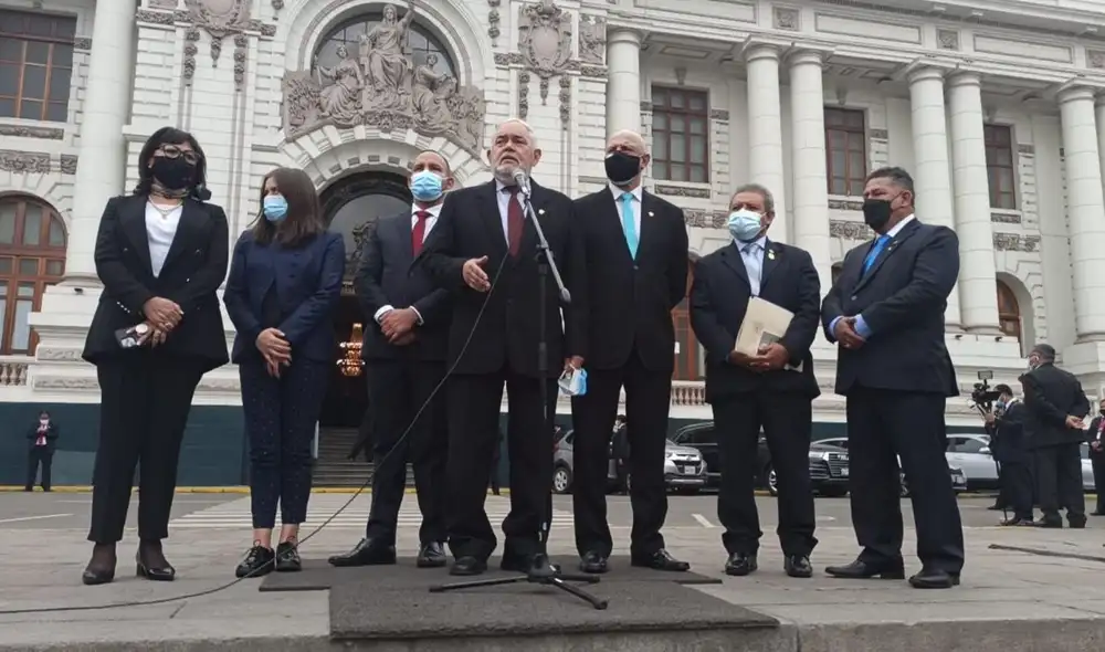 Jorge Montoya criticó también que el primer ministro se expresara en quechua. Foto: César Zorrilla/ URPI-LR Jorge Montoya criticó también que el primer ministro se expresara en quechua. Foto: César Zorrilla/ URPI-LR
