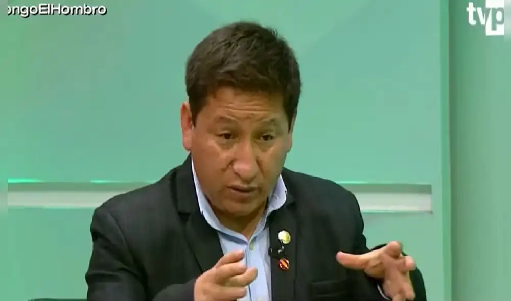 Guido Bellido habló en quechuas frente al Pleno del Congreso. Foto: captura TV Perú Guido Bellido habló en quechuas frente al Pleno del Congreso. Foto: captura TV Perú