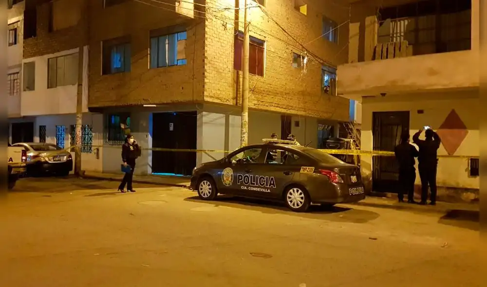 Policías cercaron la zona para iniciar las investigaciones. Foto: Gianella Aguirre/URPI - LR