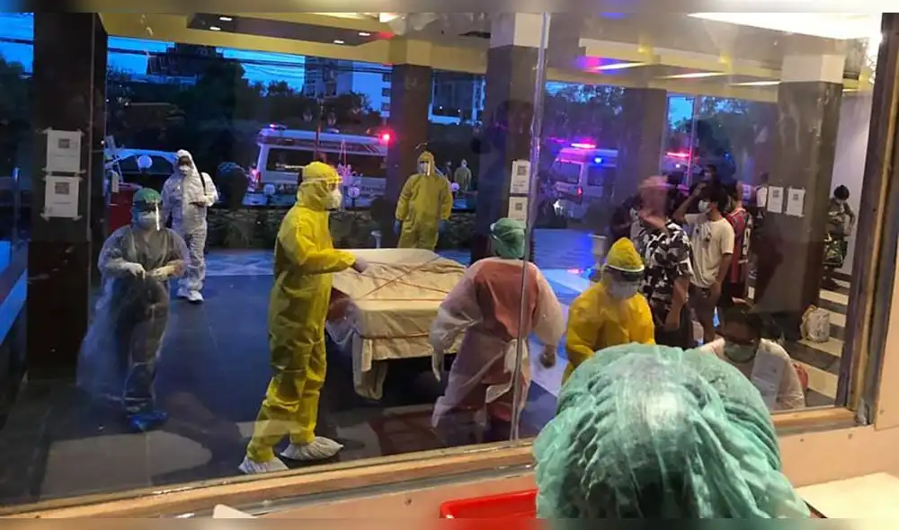 La Policía realizó un operativo para decomisar artículos ilegales dentro del hospital. Foto: @smpkhospital/Facebook La Policía realizó un operativo para decomisar artículos ilegales dentro del hospital. Foto: @smpkhospital/Facebook