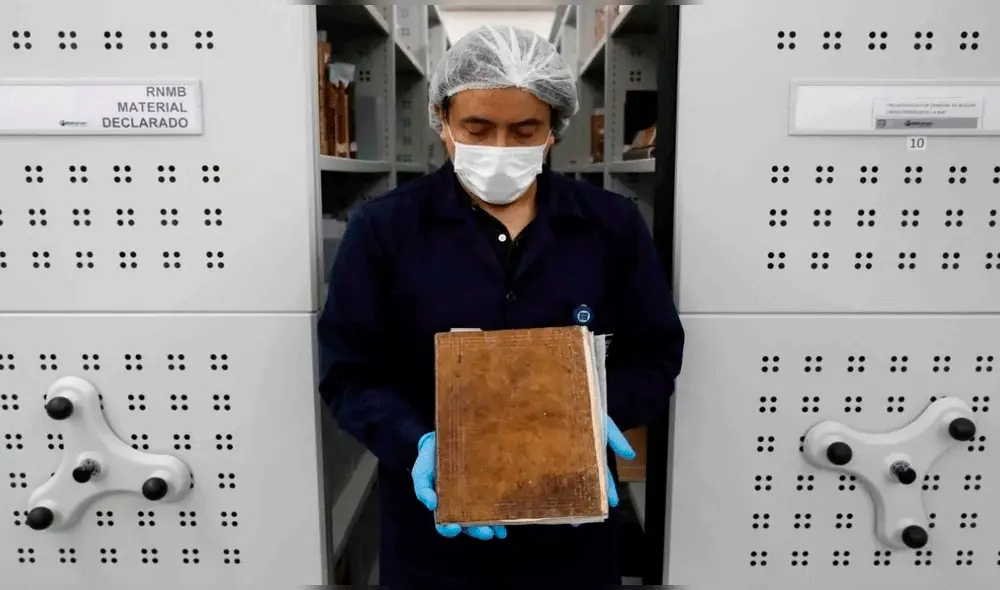 Los textos fueron transcritos al castellano para mejor compresión lectora. Foto: EFE Los textos fueron transcritos al castellano para mejor compresión lectora. Foto: EFE