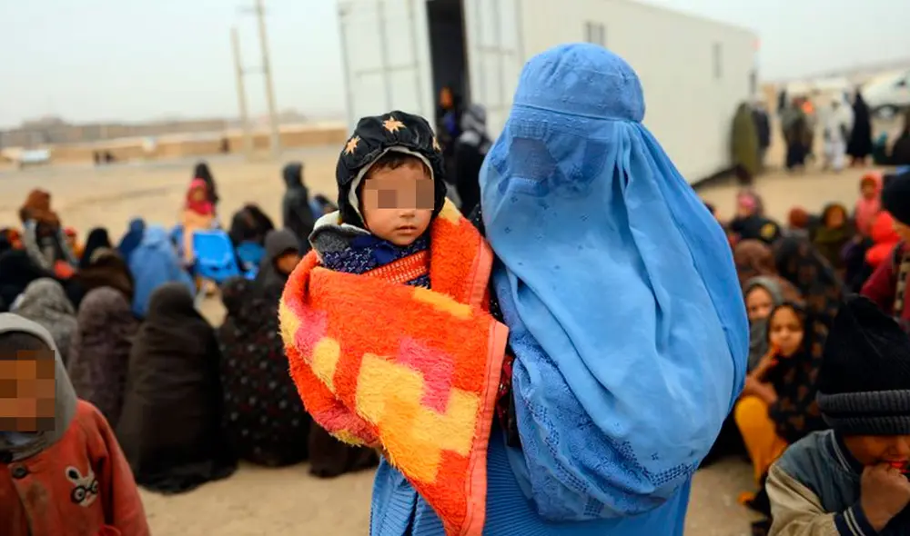 Un niño de ocho meses junto a su madre en Afganistán. Foto: UNICEF Un niño de ocho meses junto a su madre en Afganistán. Foto: UNICEF